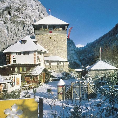 Hotel-Restaurant Burgblick Дорфгаштайн Экстерьер фото