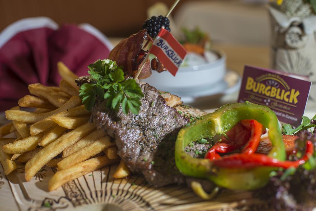 Hotel-Restaurant Burgblick Дорфгаштайн Экстерьер фото