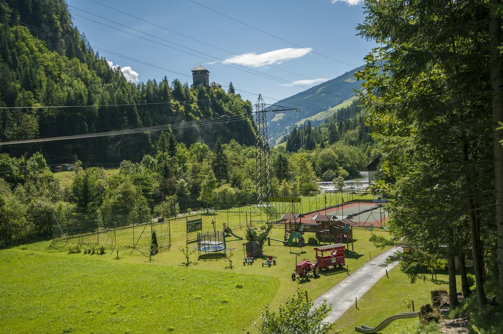 Hotel-Restaurant Burgblick Дорфгаштайн Экстерьер фото