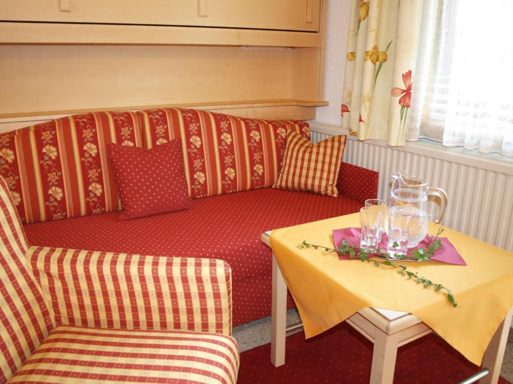 Hotel-Restaurant Burgblick Дорфгаштайн Экстерьер фото